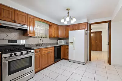 5705 W Higgins Avenue, Chicago, IL 60630 - Photo 14