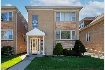 5705 W Higgins Avenue, Chicago, IL 60630 - Photo 1