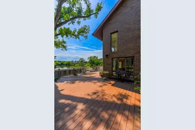 1210 Hawthorne Lane, Hinsdale, IL 60521 - Photo 8