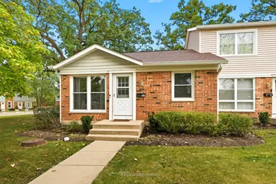 3098 Lynnwood Court, Streamwood, IL 60107 - Photo 1