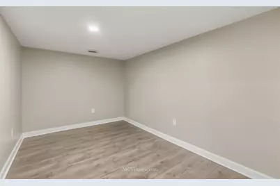 3098 Lynnwood Court, Streamwood, IL 60107 - Photo 10