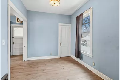 5218 W Patterson Avenue, Chicago, IL 60641 - Photo 8