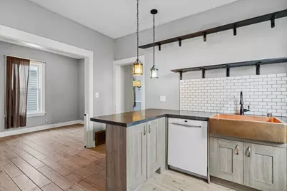 5218 W Patterson Avenue, Chicago, IL 60641 - Photo 12