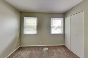 159 E Timberlane Dr, Palatine, IL 60067 - Photo 14