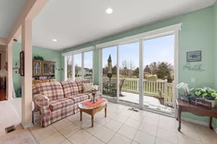 704 Glory Dr, Shorewood, IL 60404 - Photo 6