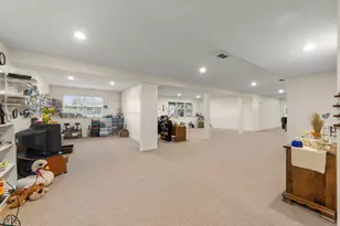704 Glory Dr, Shorewood, IL 60404 - Photo 20