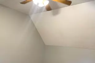 4919 N Kedvale Ave, Chicago, IL 60630 - Photo 6