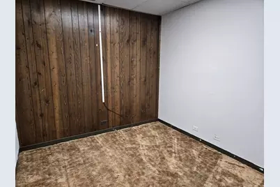 18418 Wentworth Avenue, Lansing, IL 60438 - Photo 22