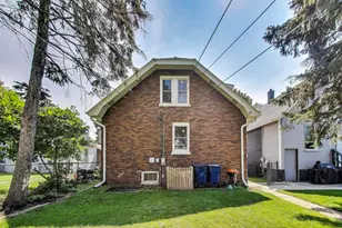 1102 Wadsworth Ave, North Chicago, IL 60064 - Photo 40