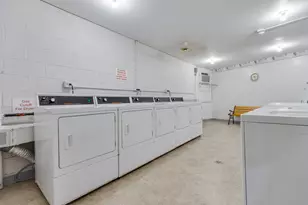 945 E Kenilworth Ave, Palatine, IL 60074 - Photo 22