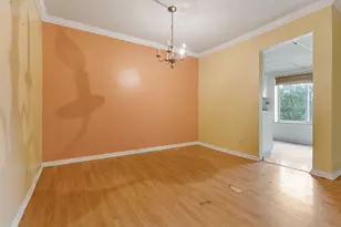 945 E Kenilworth Ave, Palatine, IL 60074 - Photo 8