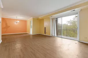 945 E Kenilworth Ave, Palatine, IL 60074 - Photo 6