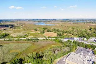 252 Carters Grove Ct, Grayslake, IL 60030 - Photo 58