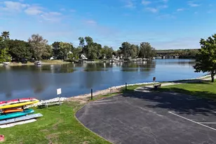 208 S River Rd, Fox River Grove, IL 60021 - Photo 38