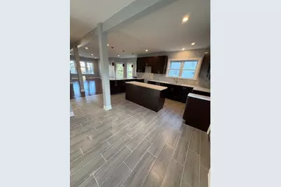 10414 S Wentworth Avenue, Chicago, IL 60628 - Photo 8