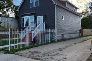 10414 S Wentworth Ave, Chicago, IL 60628 - Photo 2