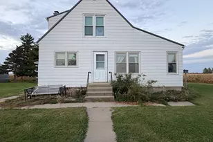 1151 Melugins Grove Rd, Compton, IL 61318 - Photo 2