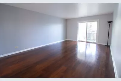 650 Murray Lane #214, Des Plaines, IL 60016 - Photo 4