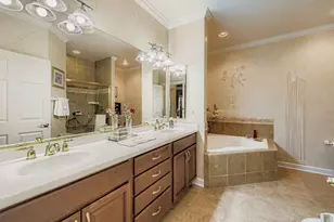 1026 Heron Way, Woodstock, IL 60098 - Photo 16
