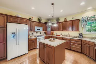 1026 Heron Way, Woodstock, IL 60098 - Photo 10