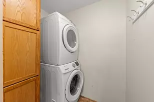 39 Hereford Dr, Crete, IL 60417 - Photo 10