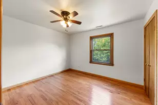 39 Hereford Dr, Crete, IL 60417 - Photo 14