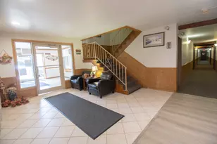 650 Murray Ln, Des Plaines, IL 60016 - Photo 2