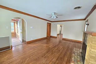 616 W Keith Ave, Waukegan, IL 60085 - Photo 4