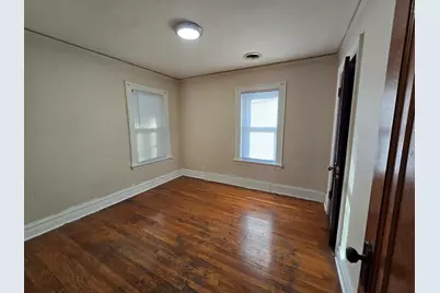 616 W Keith Avenue, Waukegan, IL 60085 - Photo 6