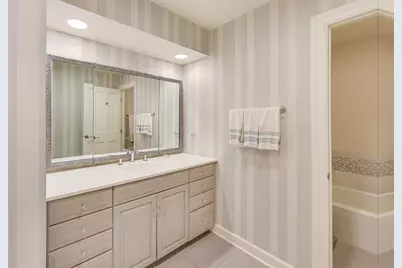 105 Burr Ridge Club Drive, Burr Ridge, IL 60527 - Photo 28