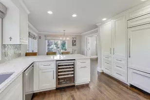 105 Burr Ridge Club Dr, Burr Ridge, IL 60527 - Photo 16