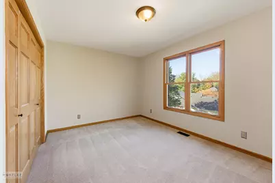 97 Crooked Creek Drive, Yorkville, IL 60560 - Photo 24