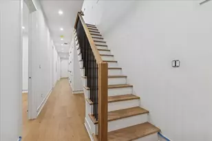 1325 N Artesian Ave, Chicago, IL 60622 - Photo 12