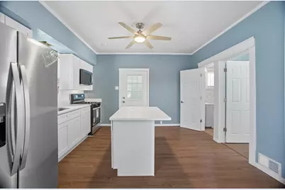 1019 Magnolia Avenue, Joliet, IL 60432 - Photo 8