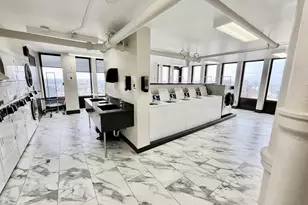 100 E Walton Pl, Chicago, IL 60611 - Photo 18