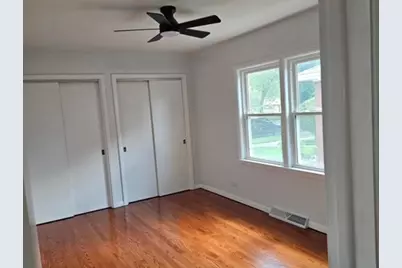 11834 S Campbell Avenue, Chicago, IL 60655 - Photo 8