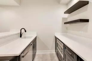 160 E Cayuga Ave, Elmhurst, IL 60126 - Photo 26