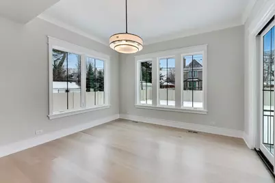 160 E Cayuga Avenue, Elmhurst, IL 60126 - Photo 10