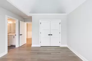 160 E Cayuga Ave, Elmhurst, IL 60126 - Photo 22