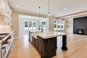 160 E Cayuga Ave, Elmhurst, IL 60126 - Photo 8