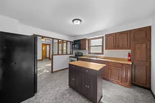 402 N 2nd St, Earlville, IL 60518 - Photo 12