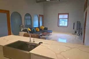 110 W Bartlett Ave, Bartlett, IL 60103 - Photo 6