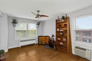 1585 Ridge Ave, Evanston, IL 60201 - Photo 10