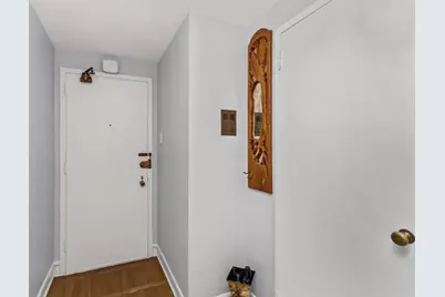 1585 Ridge Avenue #404, Evanston, IL 60201 - Photo 2