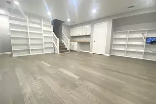 4956 S Campbell Ave, Chicago, IL 60632 - Photo 4