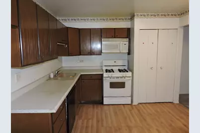 10015 Beverly Drive #105, Skokie, IL 60076 - Photo 8