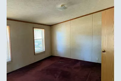 502 3rd Street W, Lyndon, IL 61261 - Photo 4