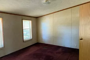 502 3rd St W, Lyndon, IL 61261 - Photo 4