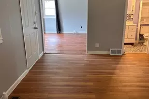 408 Powell St, Streator, IL 61364 - Photo 4