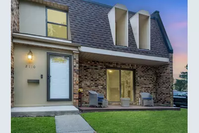 2110 Country Club Drive, Woodridge, IL 60517 - Photo 2